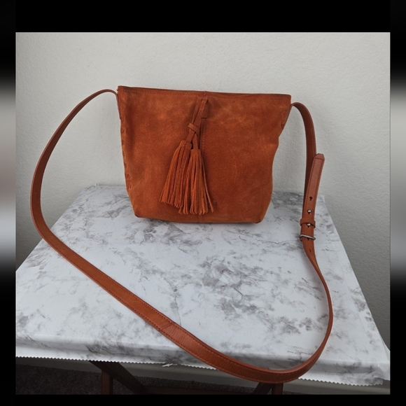 Lucky Brand Suede crossbody bag - Picture 1 of 12
